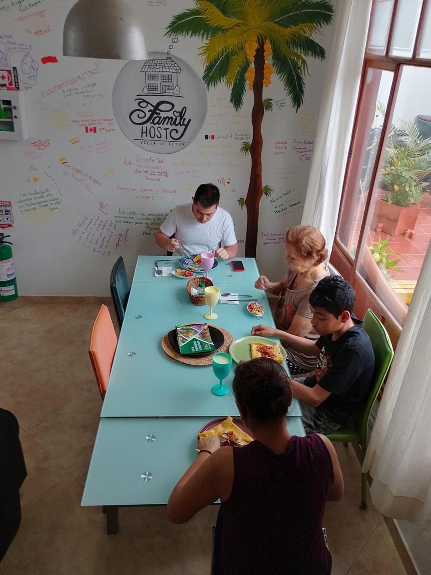 Family Host Hostel فيلا دي ليفا المظهر الخارجي الصورة