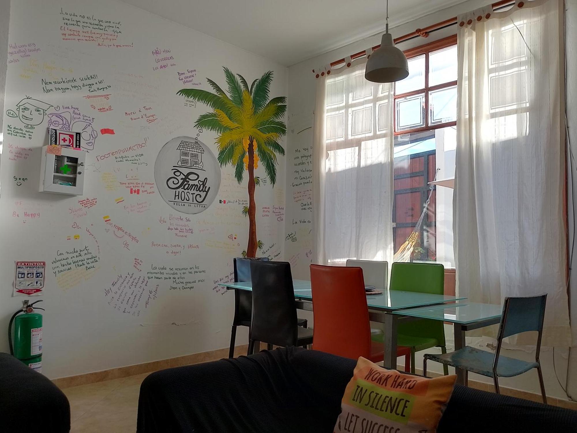 Family Host Hostel فيلا دي ليفا المظهر الخارجي الصورة